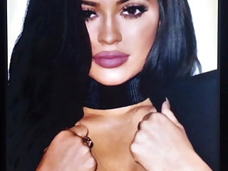 Kylie Jenner 2