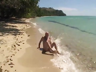 Spiaggia My Hung Daddy Jeff 01